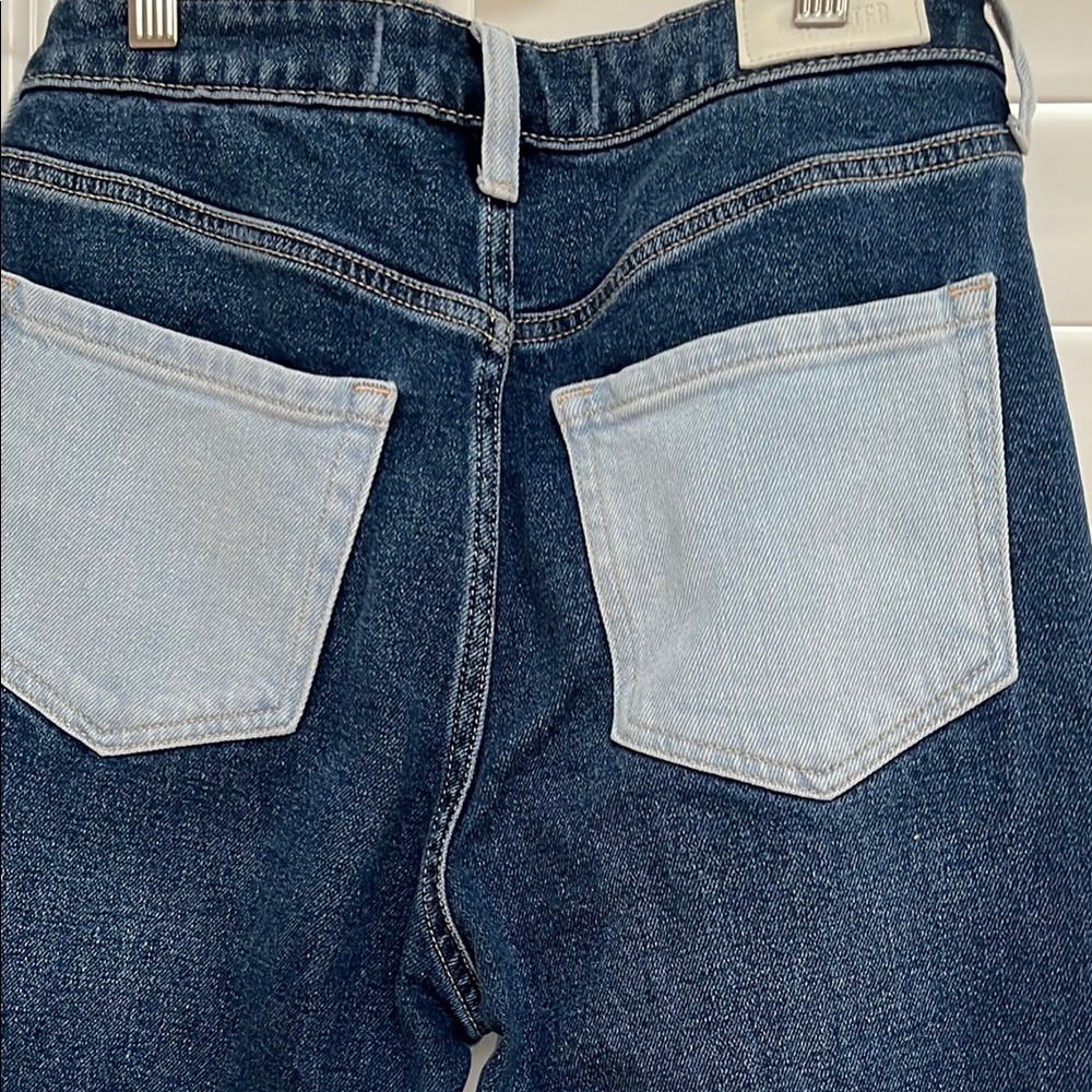 Hollister Blue Ankle Cropped Jeans with Sporty Accents - Picture 1 of 7